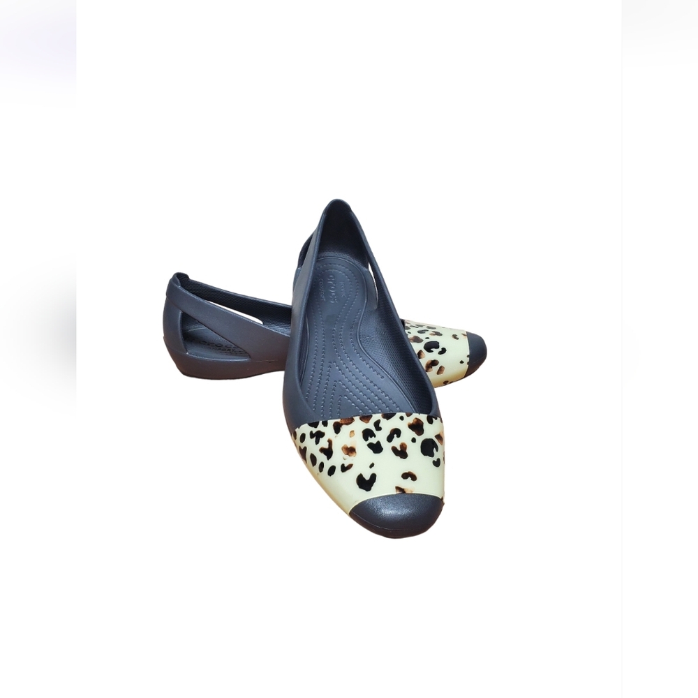 Crocs Sienna Leopard Gray Slippers Sandals Ballerina Flats Size 9